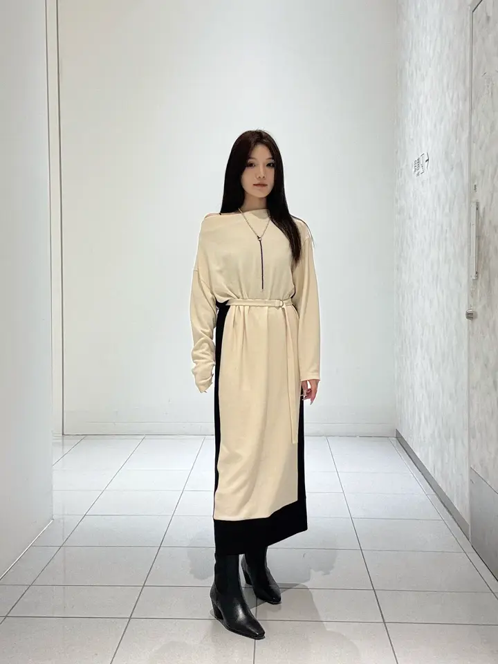 GRACE CONTINENTAL 王　宇キン コーディネート画像