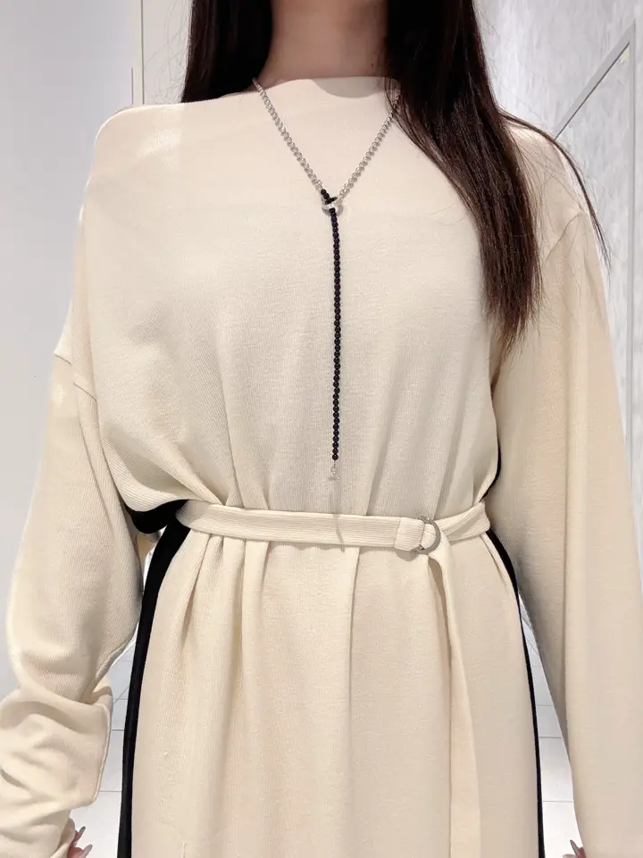 GRACE CONTINENTAL 王　宇キン コーディネート画像