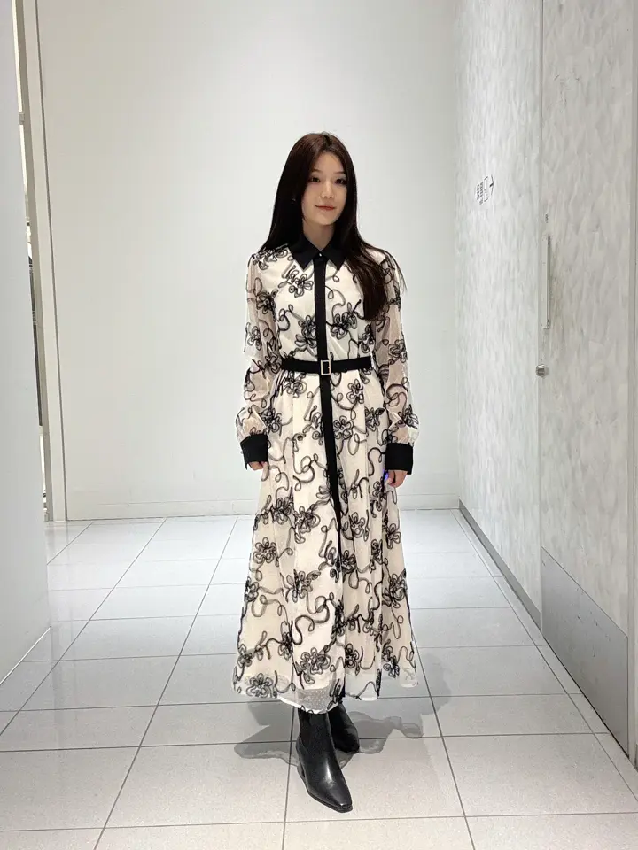 GRACE CONTINENTAL 王　宇キン コーディネート画像