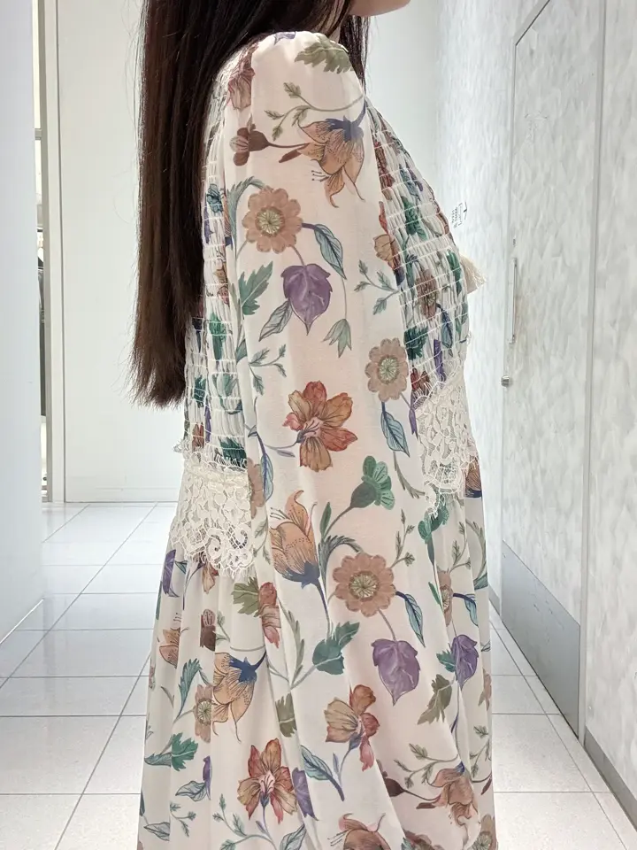 GRACE CONTINENTAL 王　宇キン コーディネート画像