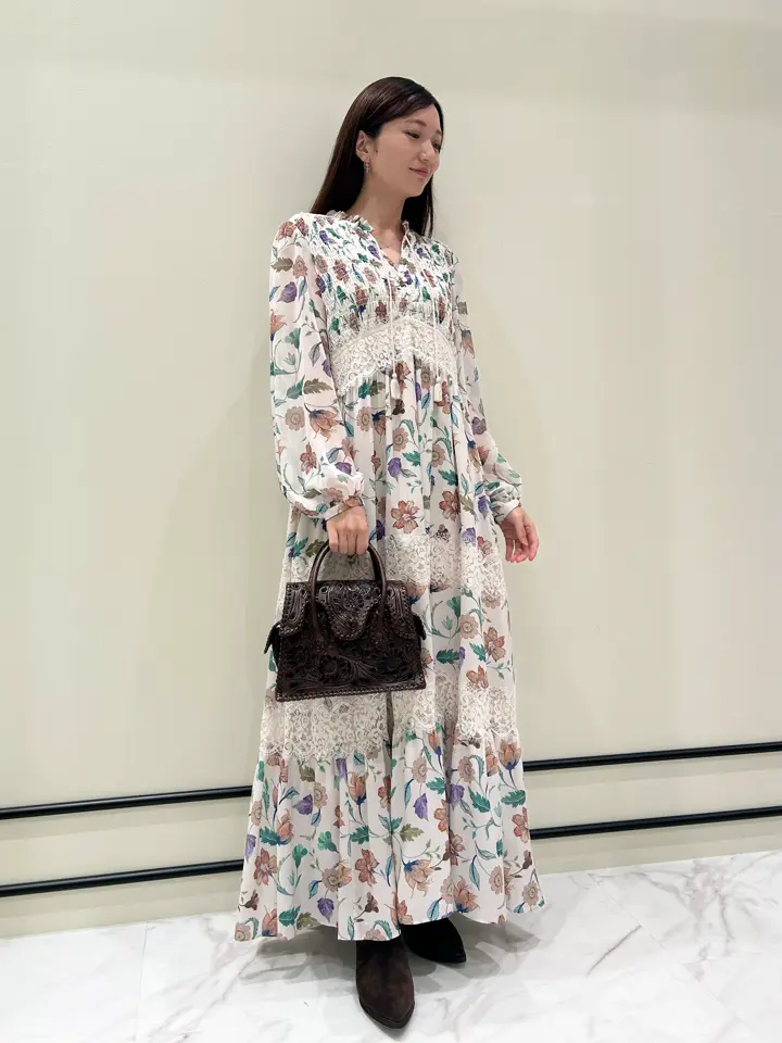 GRACE CONTINENTAL 若園　ひかり コーディネート画像