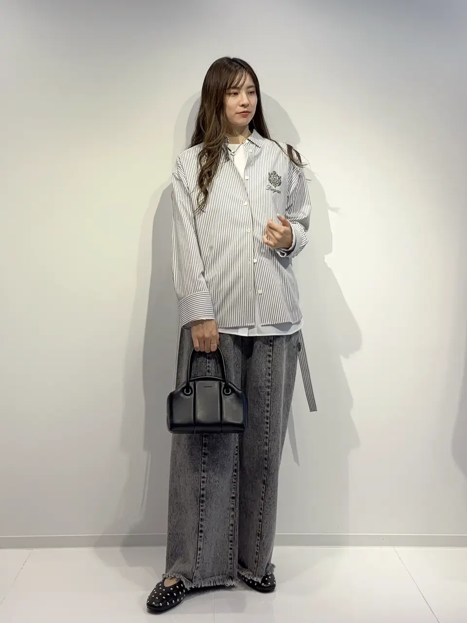 GRACE CONTINENTAL Hikaru Okada コーディネート画像