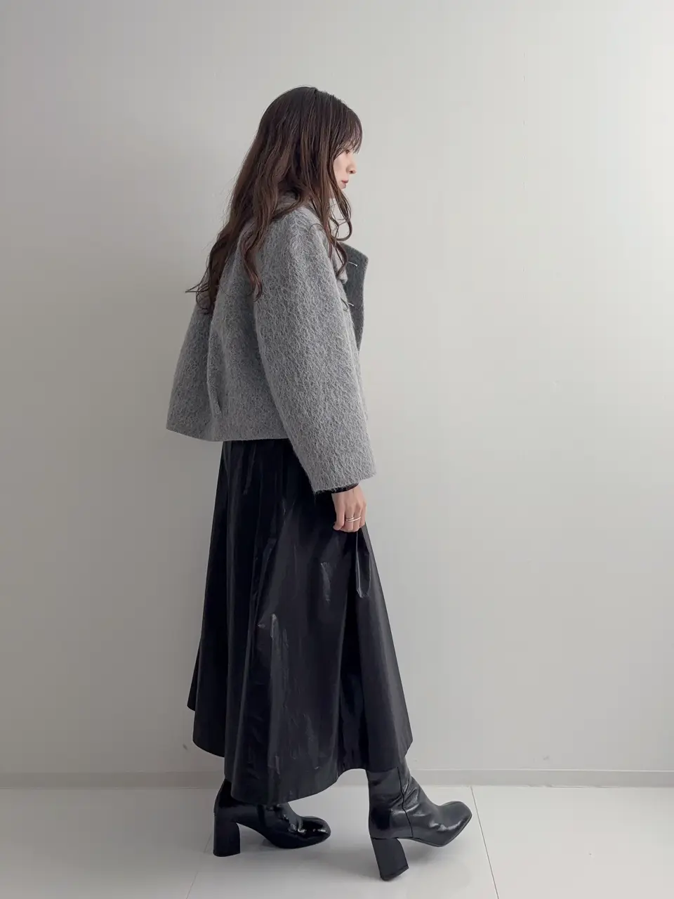 GRACE CONTINENTAL Hikaru Okada コーディネート画像