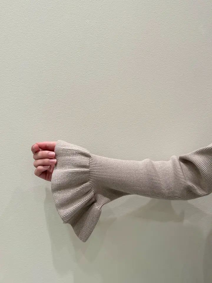 GRACE CONTINENTAL 若園　ひかり コーディネート画像