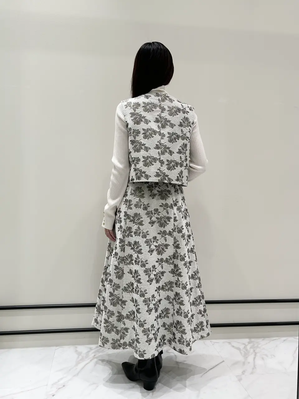 GRACE CONTINENTAL 若園　ひかり コーディネート画像