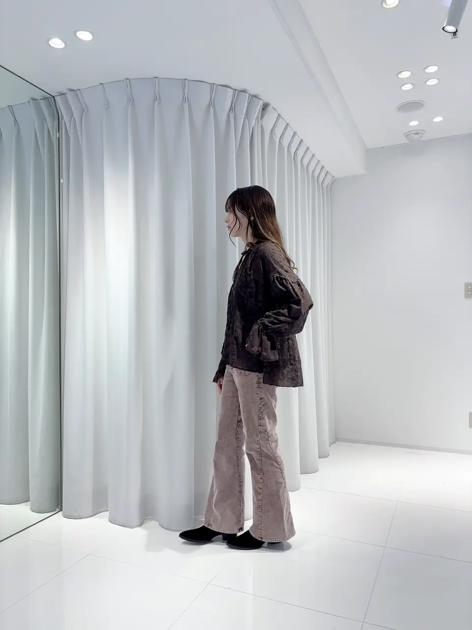 GRACE CONTINENTAL Hikaru Okada コーディネート画像