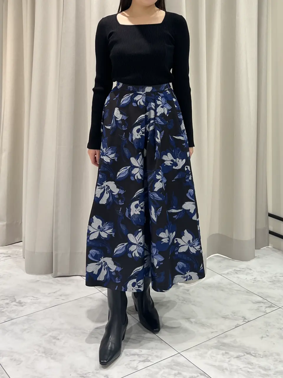 GRACE CONTINENTAL 赤坂 梨来 コーディネート画像