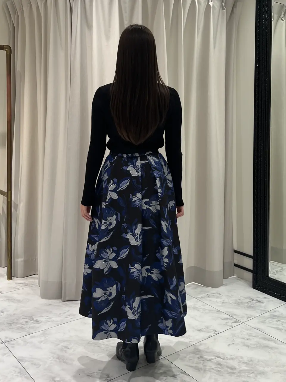 GRACE CONTINENTAL 赤坂 梨来 コーディネート画像