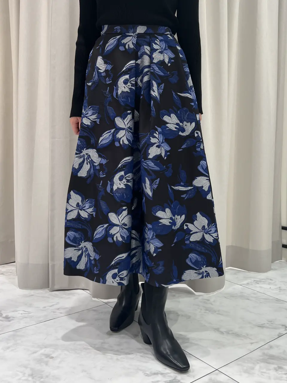 GRACE CONTINENTAL 赤坂 梨来 コーディネート画像