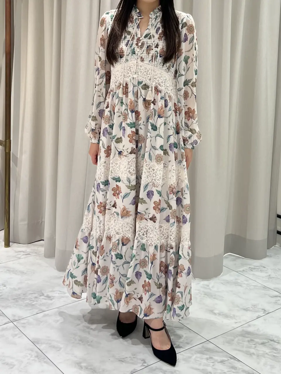 GRACE CONTINENTAL 赤坂 梨来 コーディネート画像