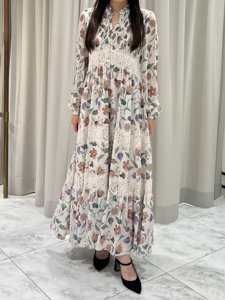 GRACE CONTINENTAL 赤坂 梨来 コーディネート画像