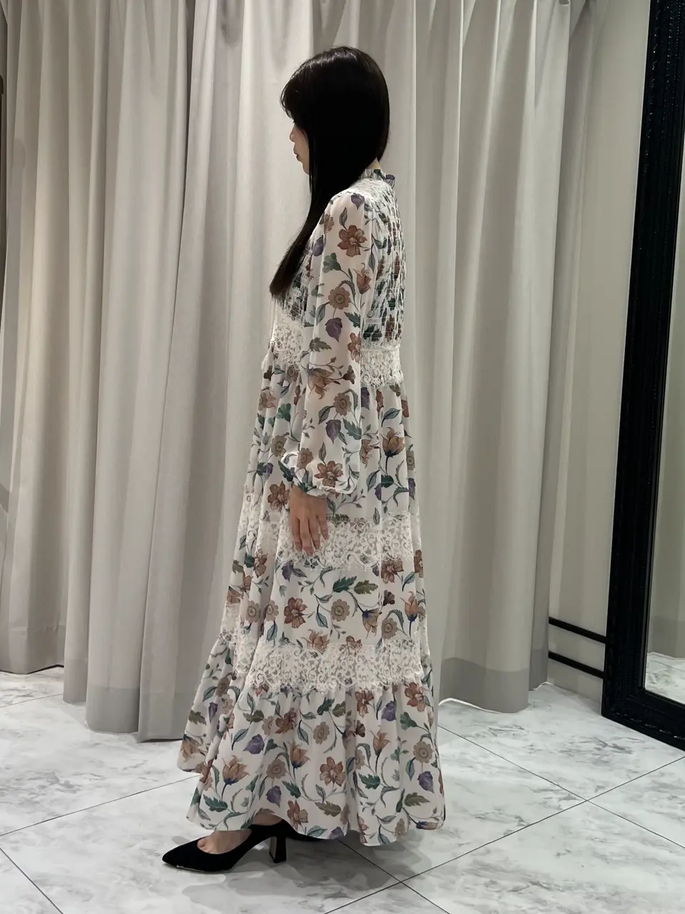 GRACE CONTINENTAL 赤坂 梨来 コーディネート画像