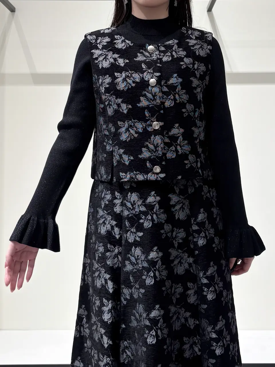 GRACE CONTINENTAL 平野 裕華 コーディネート画像