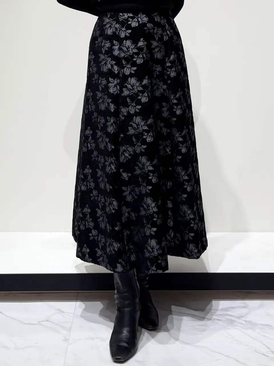 GRACE CONTINENTAL 平野 裕華 コーディネート画像