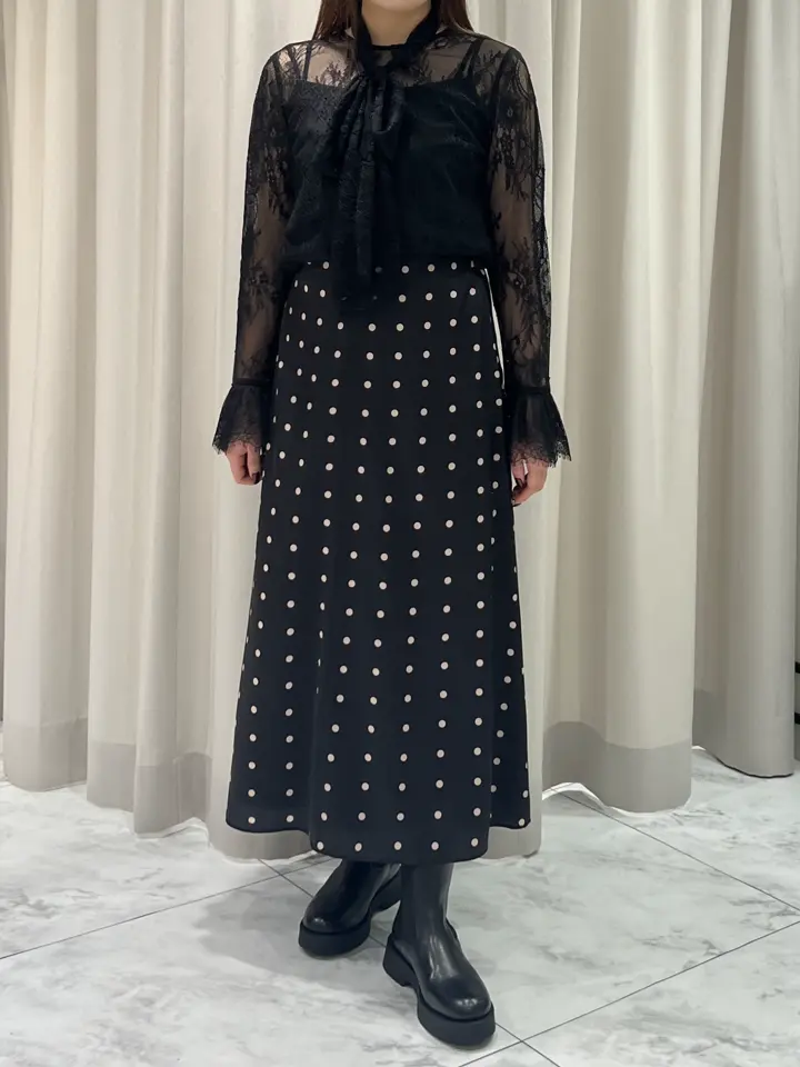 GRACE CONTINENTAL 赤坂 梨来 コーディネート画像