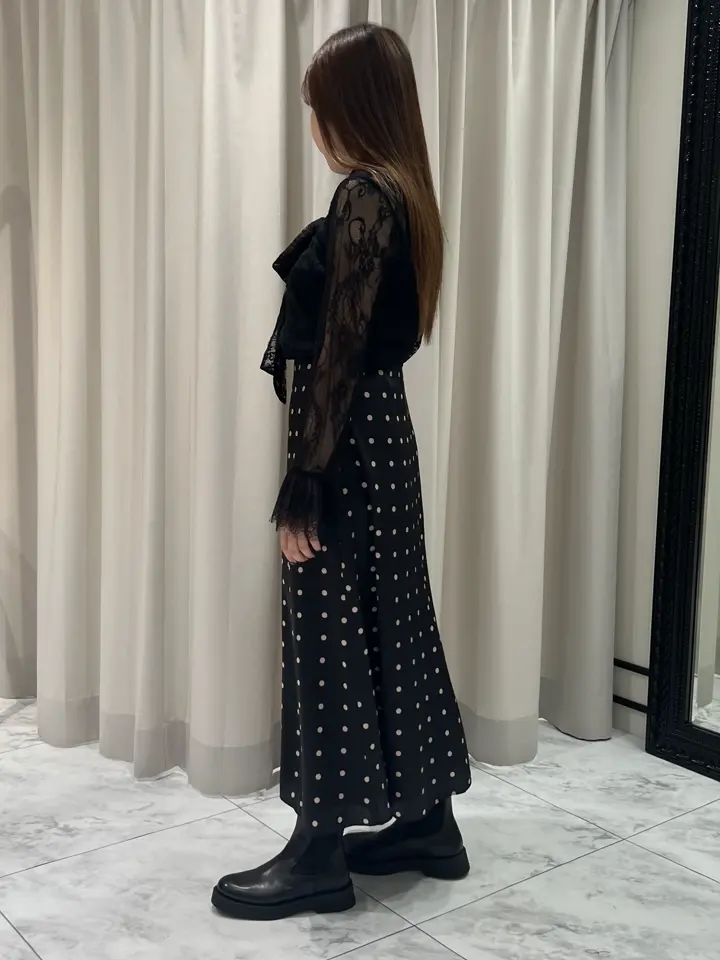 GRACE CONTINENTAL 赤坂 梨来 コーディネート画像