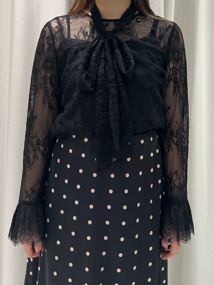 GRACE CONTINENTAL 赤坂 梨来 コーディネート画像