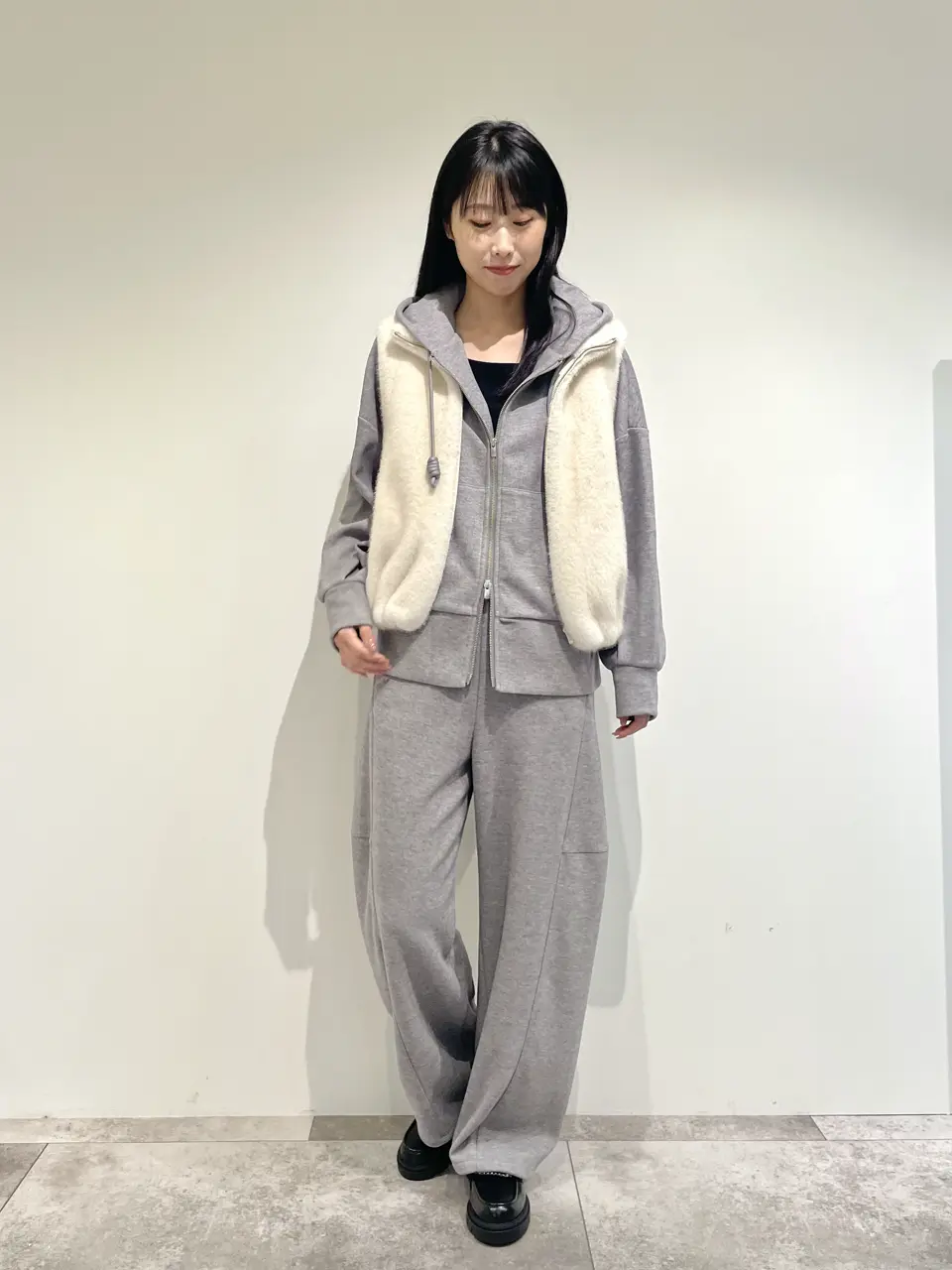  端場　わかな コーディネート画像