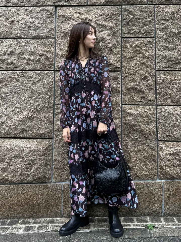 GRACE CONTINENTAL Hikaru Okada コーディネート画像