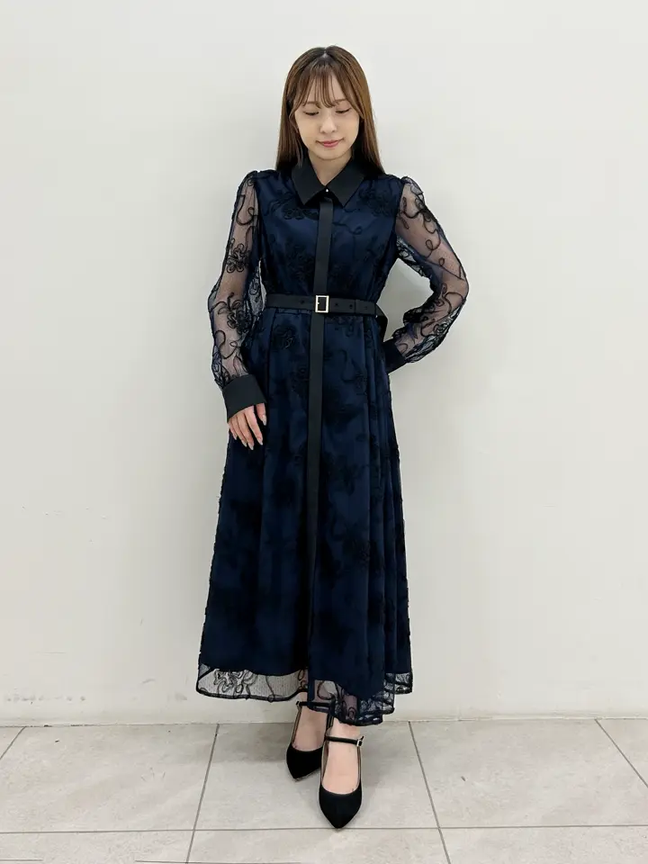 GRACE CONTINENTAL Miu Akamatsu コーディネート画像