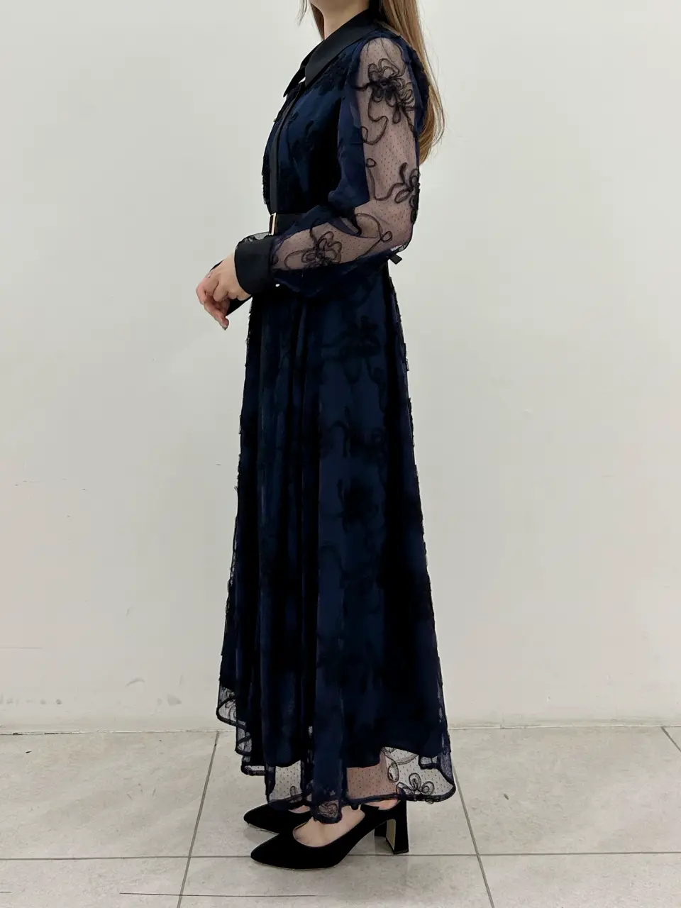 GRACE CONTINENTAL Miu Akamatsu コーディネート画像