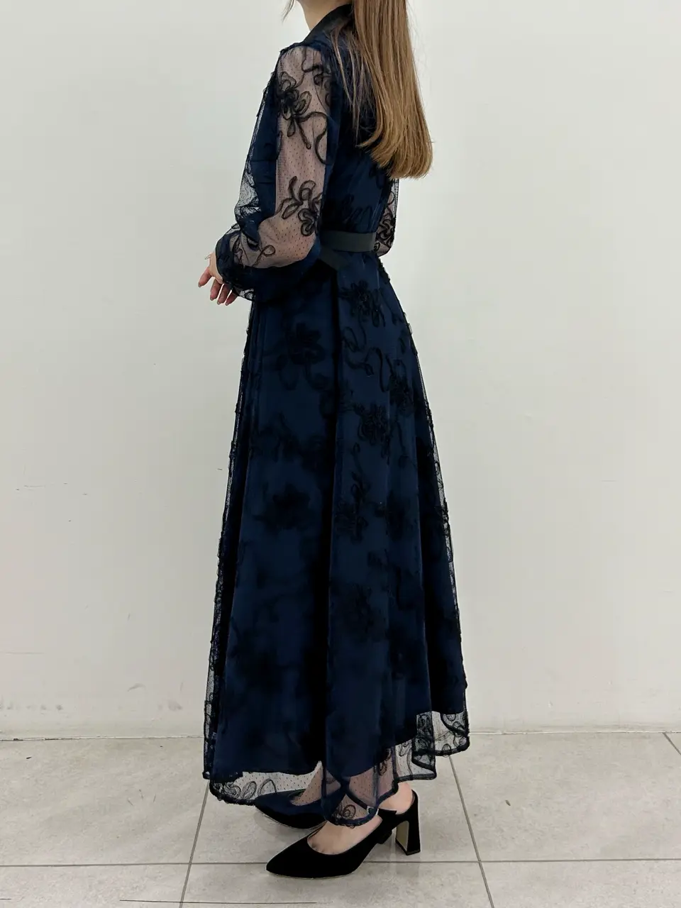 GRACE CONTINENTAL Miu Akamatsu コーディネート画像