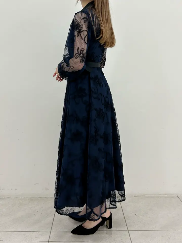 GRACE CONTINENTAL Miu Akamatsu コーディネート画像