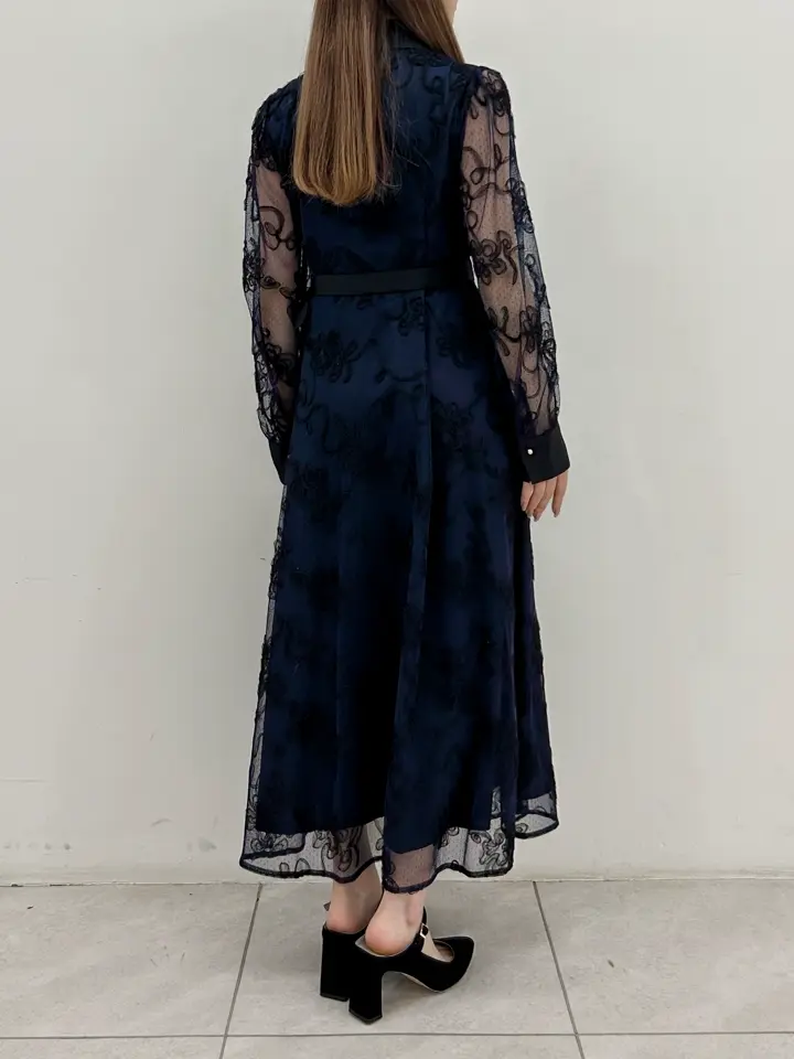 GRACE CONTINENTAL Miu Akamatsu コーディネート画像