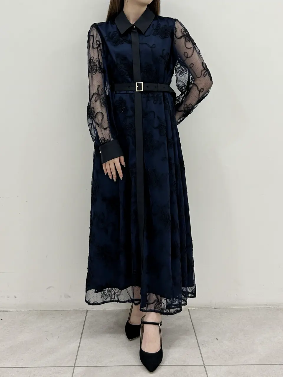 GRACE CONTINENTAL Miu Akamatsu コーディネート画像