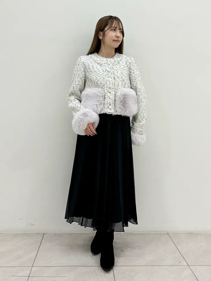 GRACE CONTINENTAL Miu Akamatsu コーディネート画像