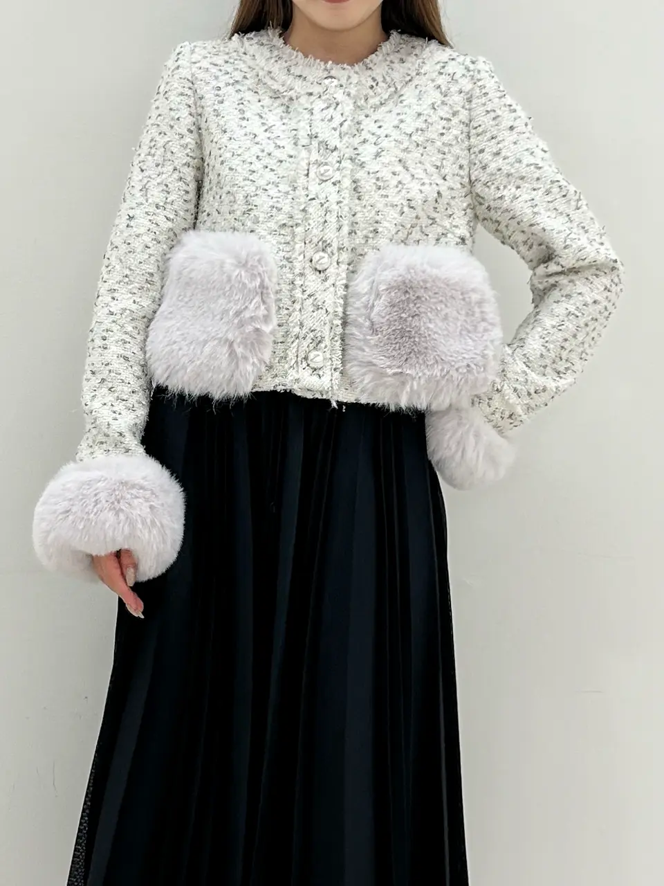 GRACE CONTINENTAL Miu Akamatsu コーディネート画像