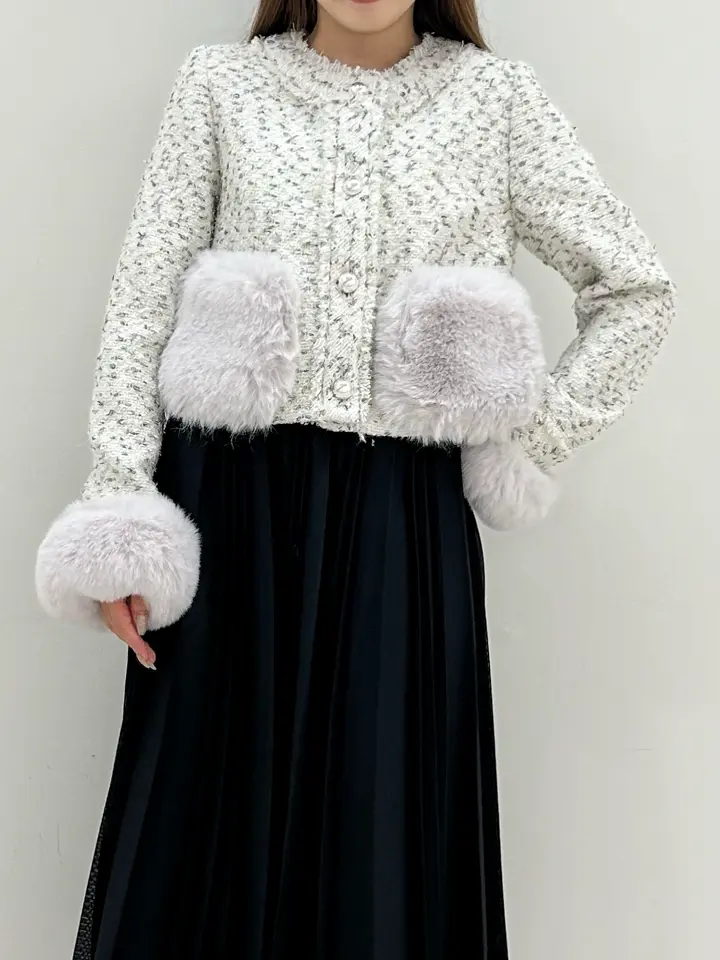 GRACE CONTINENTAL Miu Akamatsu コーディネート画像