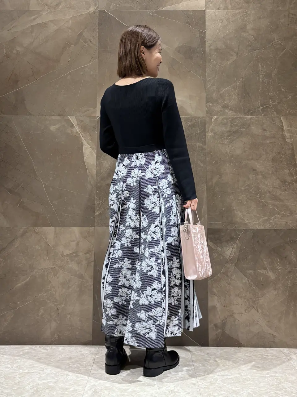 GRACE CONTINENTAL 穐山　香織 コーディネート画像