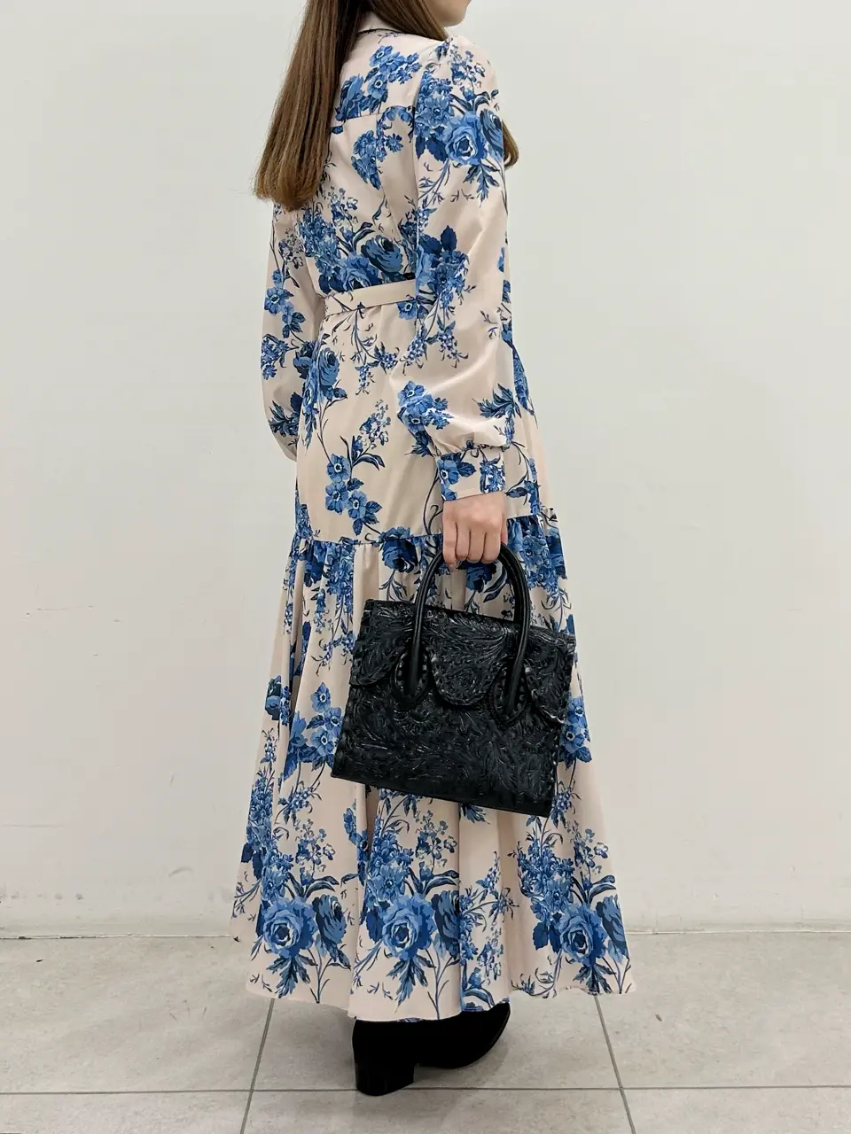 GRACE CONTINENTAL Miu Akamatsu コーディネート画像