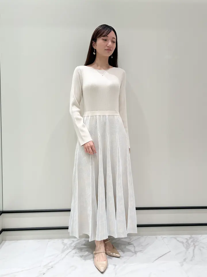 GRACE CONTINENTAL 若園　ひかり コーディネート画像