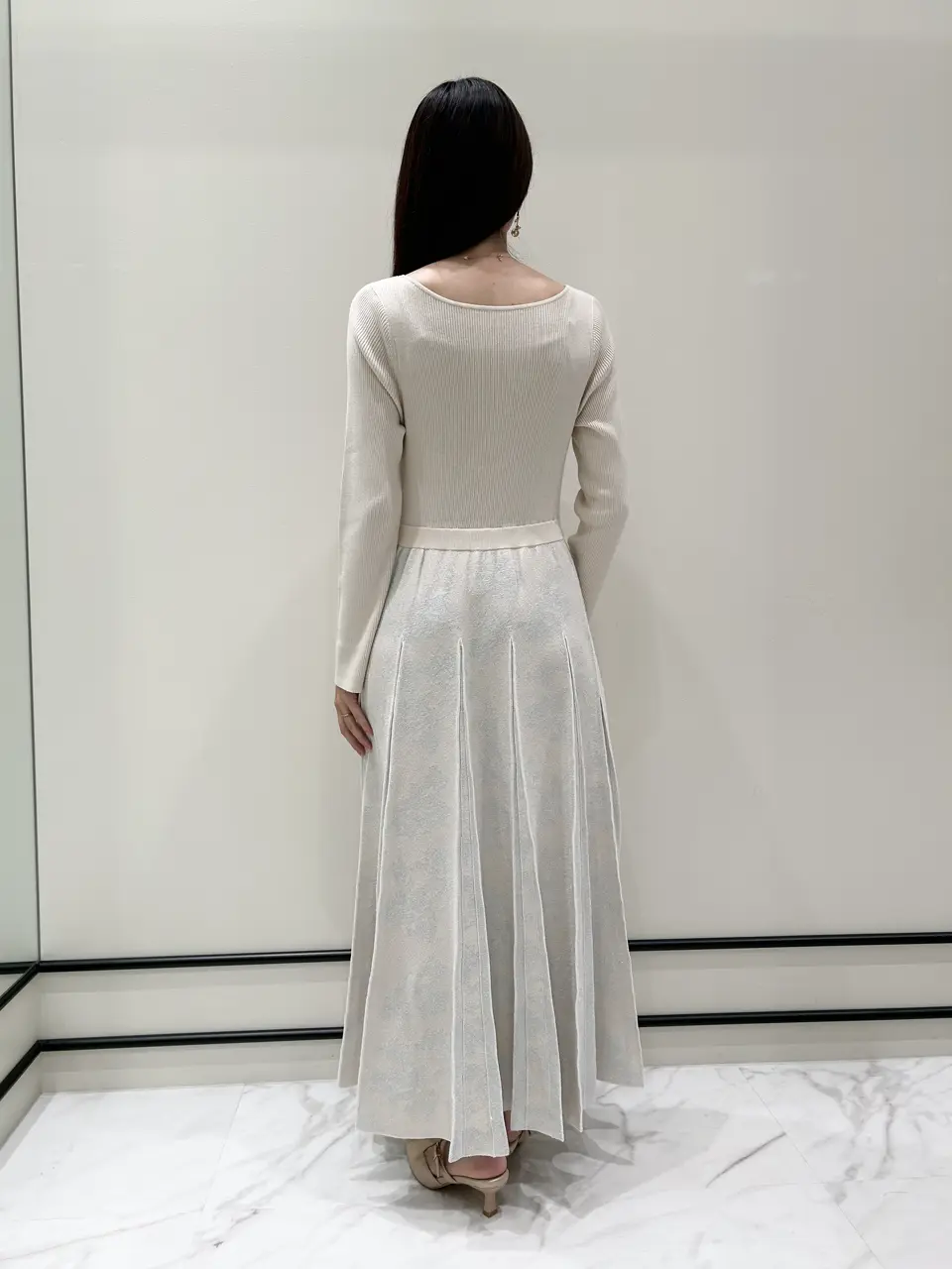 GRACE CONTINENTAL 若園　ひかり コーディネート画像