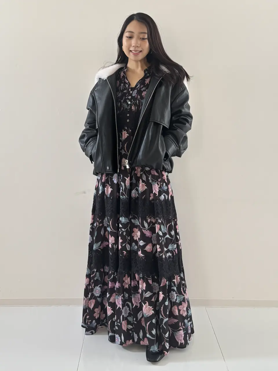  HIGASHIGAWA.R コーディネート画像