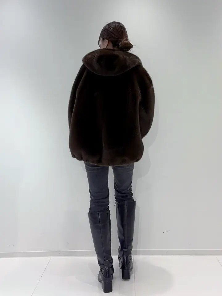 GRACE CONTINENTAL Hikaru Okada コーディネート画像