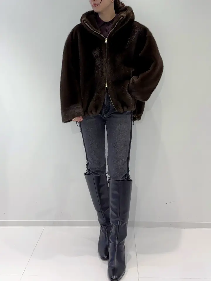 GRACE CONTINENTAL Hikaru Okada コーディネート画像