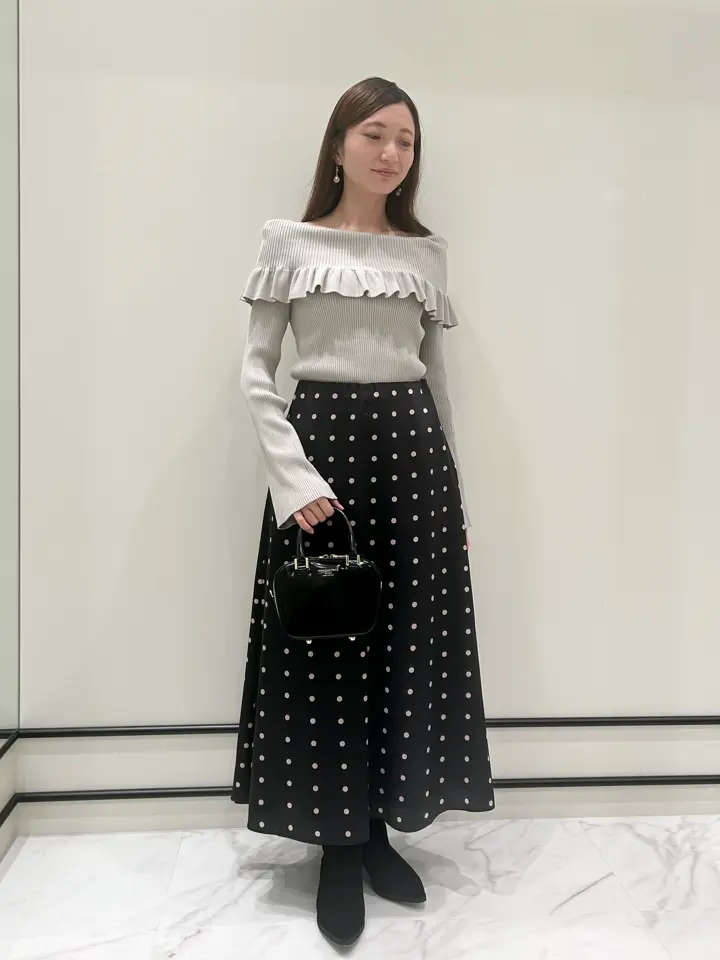 GRACE CONTINENTAL 若園　ひかり コーディネート画像