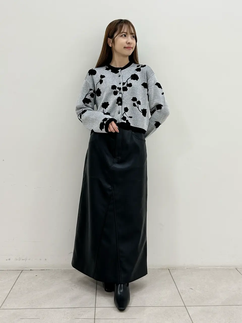  Miu Akamatsu コーディネート画像