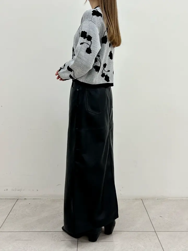 GRACE CONTINENTAL Miu Akamatsu コーディネート画像