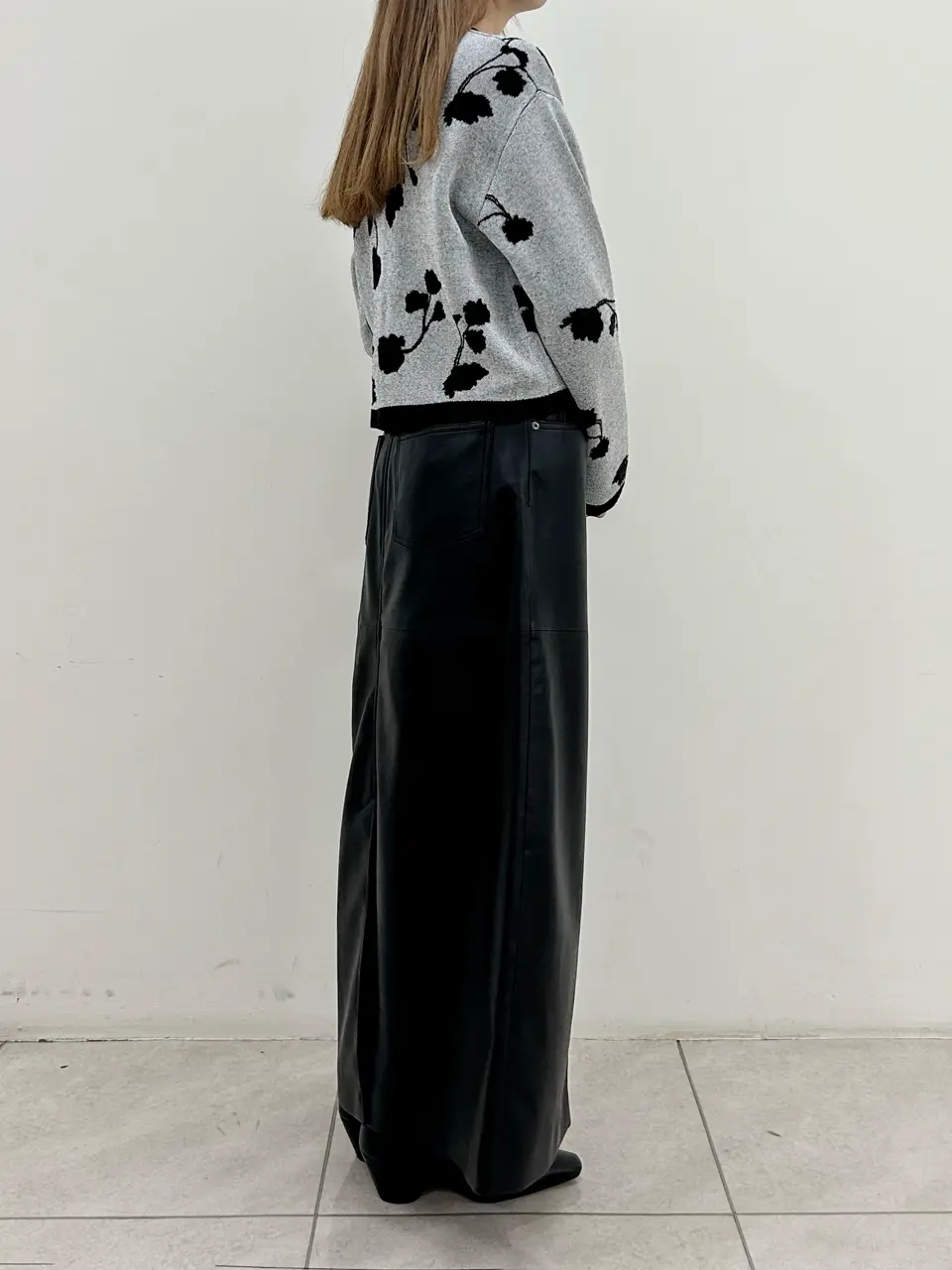 GRACE CONTINENTAL Miu Akamatsu コーディネート画像