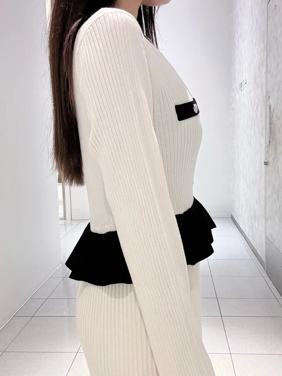 GRACE CONTINENTAL 王　宇キン コーディネート画像