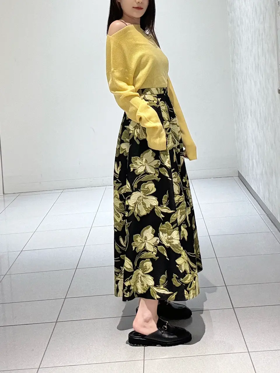 GRACE CONTINENTAL 王　宇キン コーディネート画像