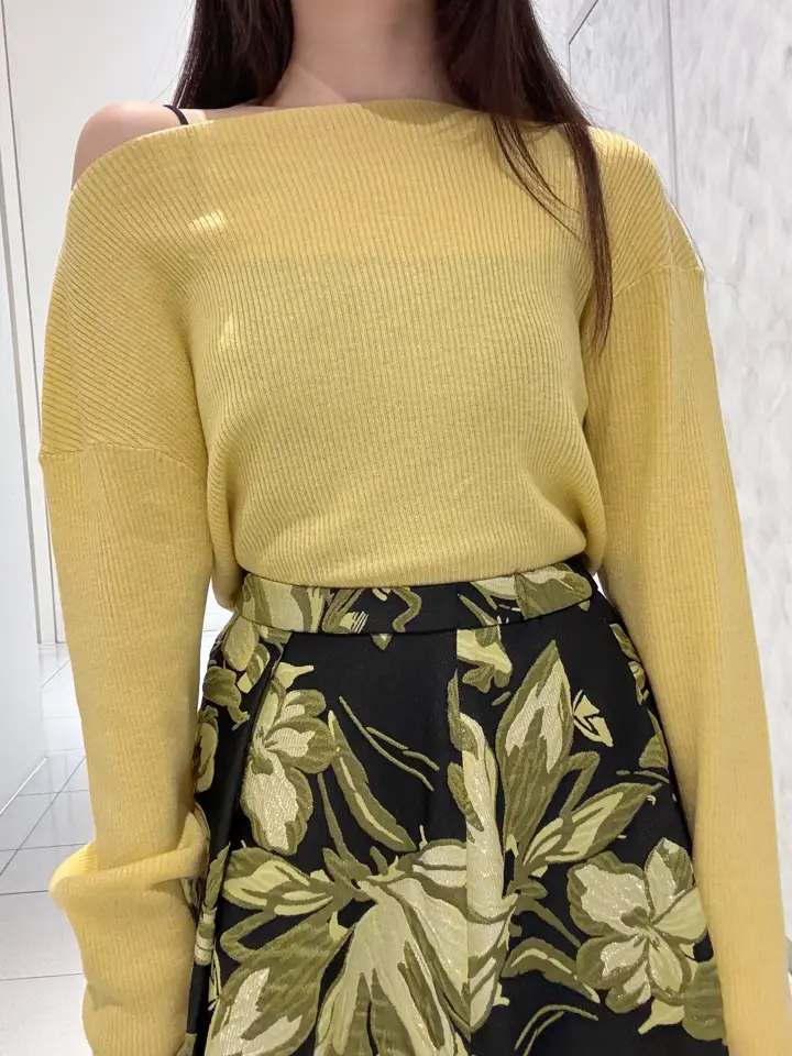 GRACE CONTINENTAL 王　宇キン コーディネート画像