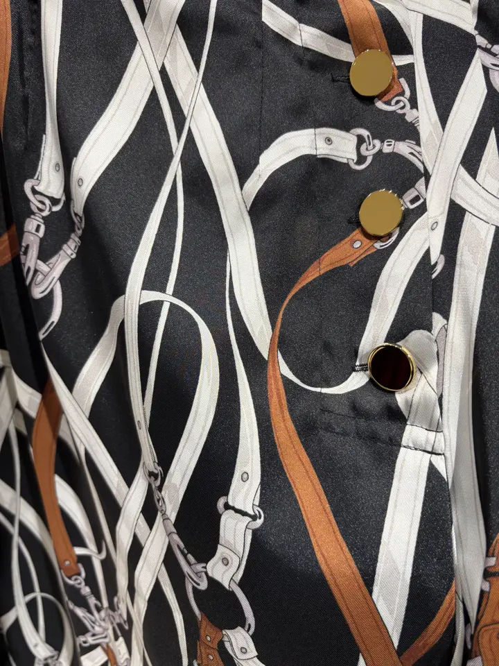 GRACE CONTINENTAL N.YURI コーディネート画像