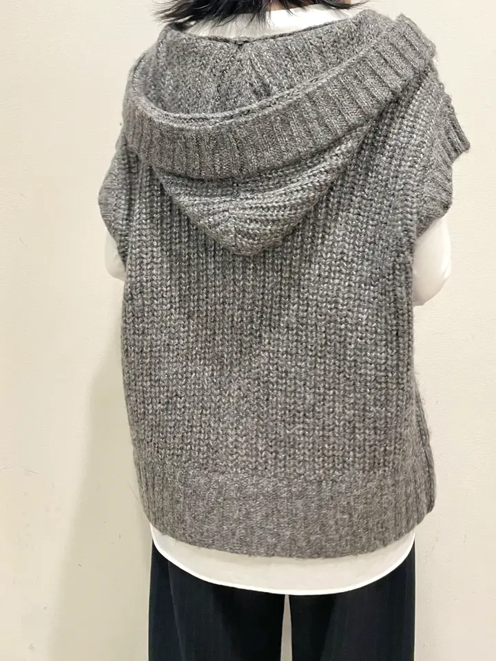 GRACE CONTINENTAL yoshi コーディネート画像