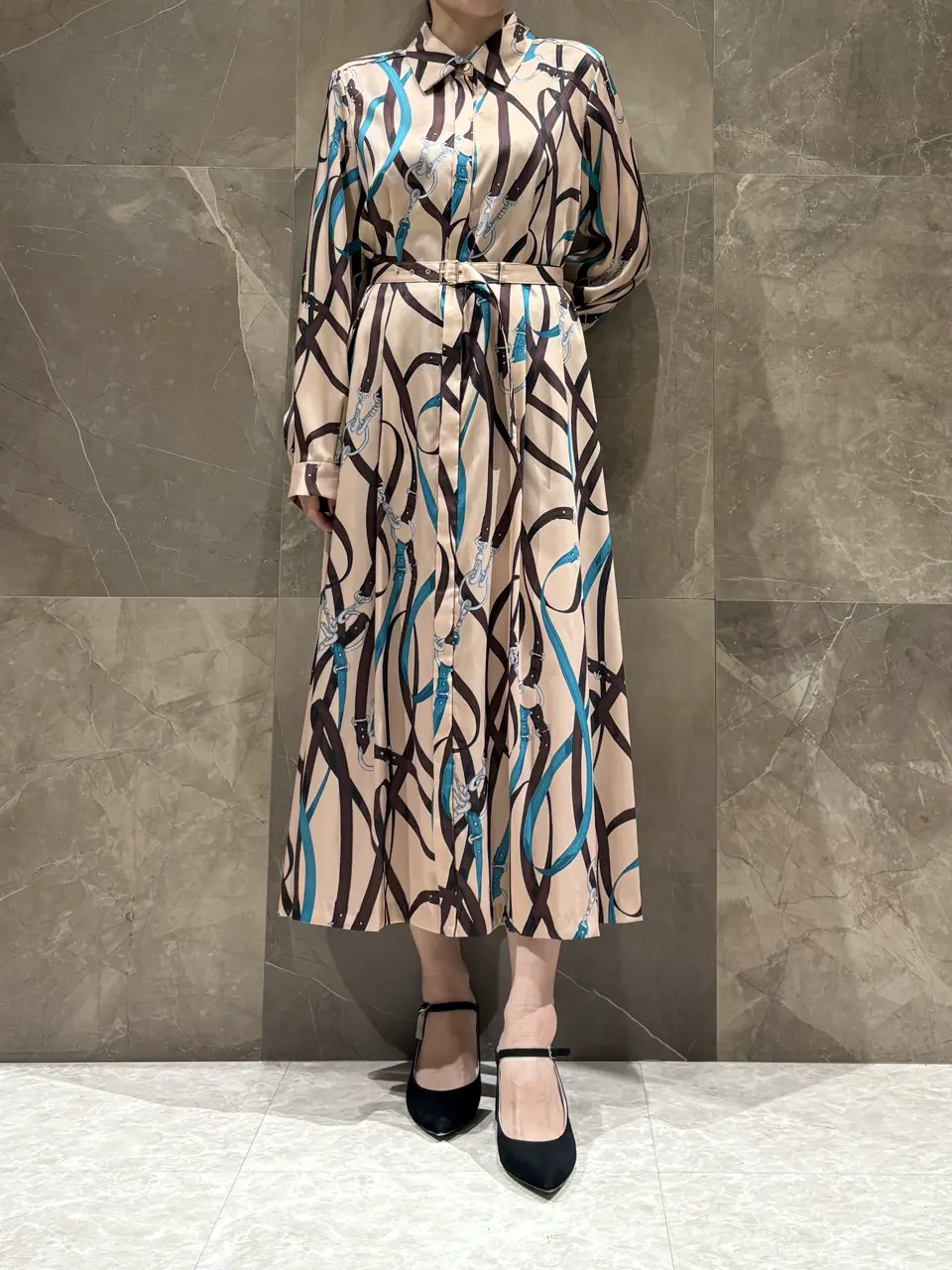 GRACE CONTINENTAL 穐山　香織 コーディネート画像