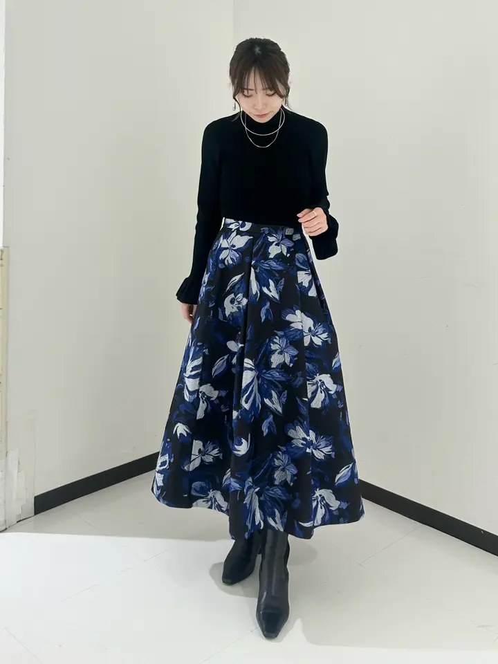 GRACE CONTINENTAL 狩野　珠季 コーディネート画像